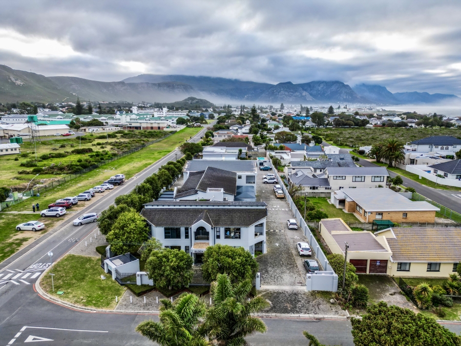 Commercial Property for Sale in Westcliff Western Cape